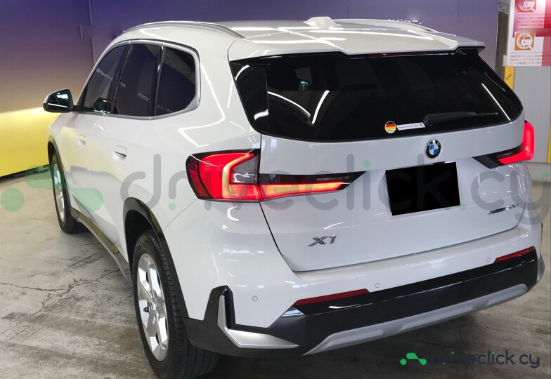 BMW X1 White