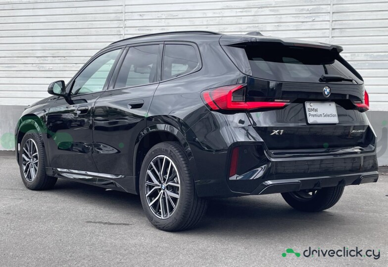 BMW X1 Black