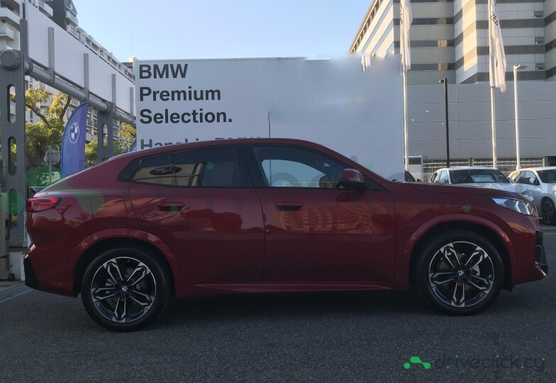 BMW X2 Red