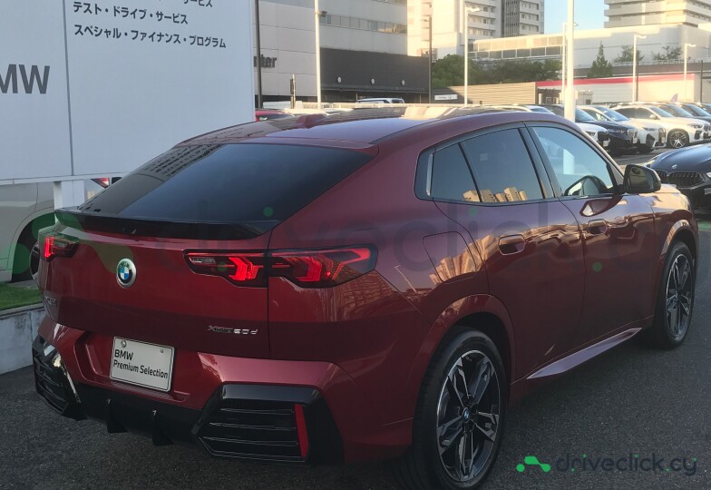 BMW X2 Red