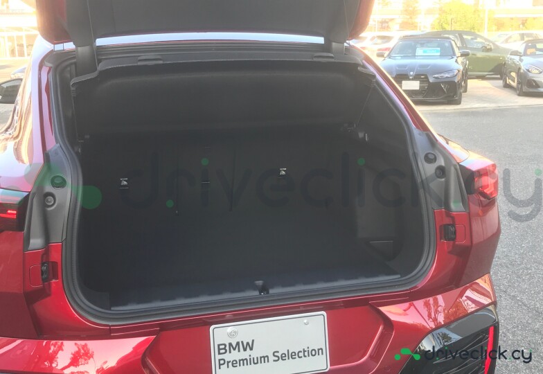 BMW X2 Red