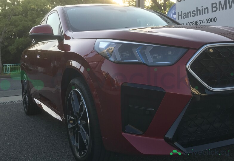 BMW X2 Red