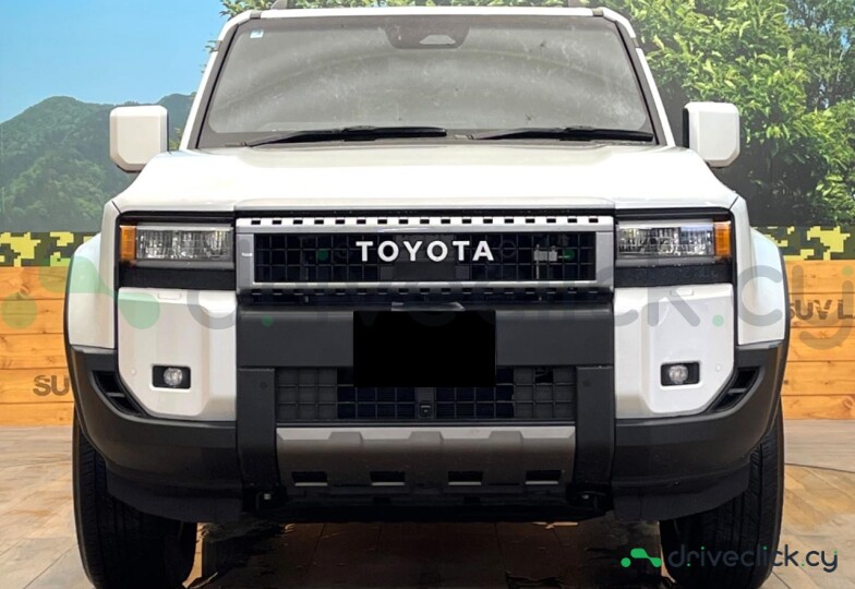 Toyota Land Cruiser 250 White