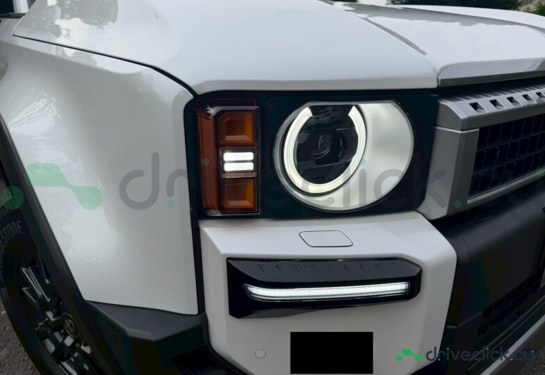 Toyota Land Cruiser 250 White