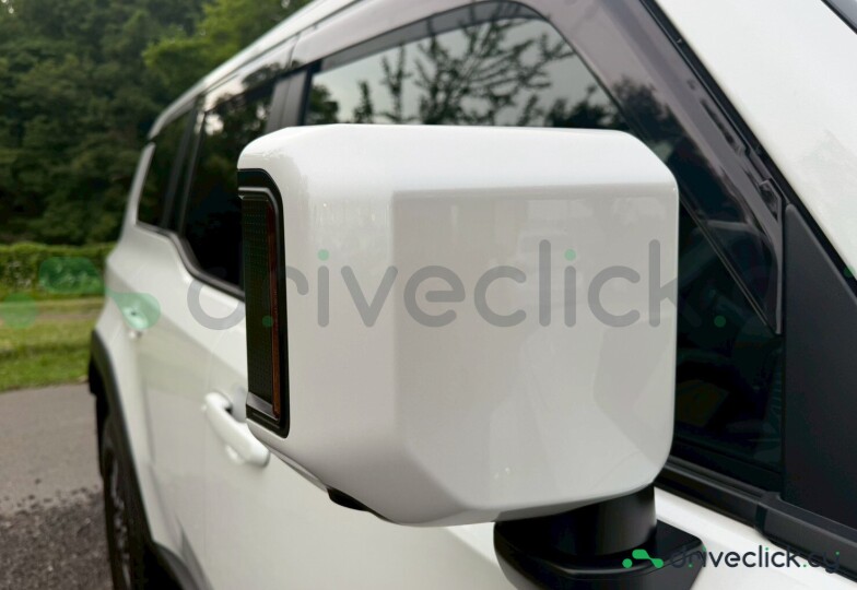 Toyota Land Cruiser 250 White