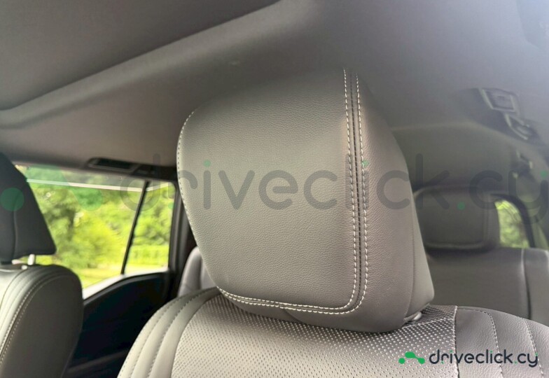Toyota Land Cruiser 250 White