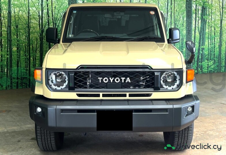 Toyota Land Cruiser Beige