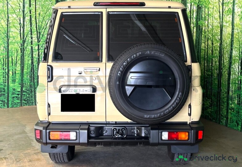 Toyota Land Cruiser Beige
