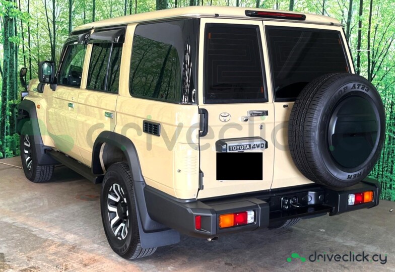 Toyota Land Cruiser Beige