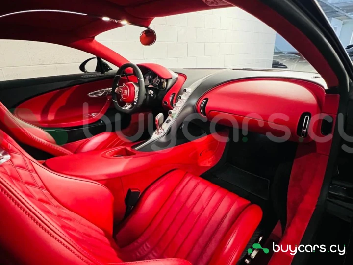 Bugatti Chiron Black