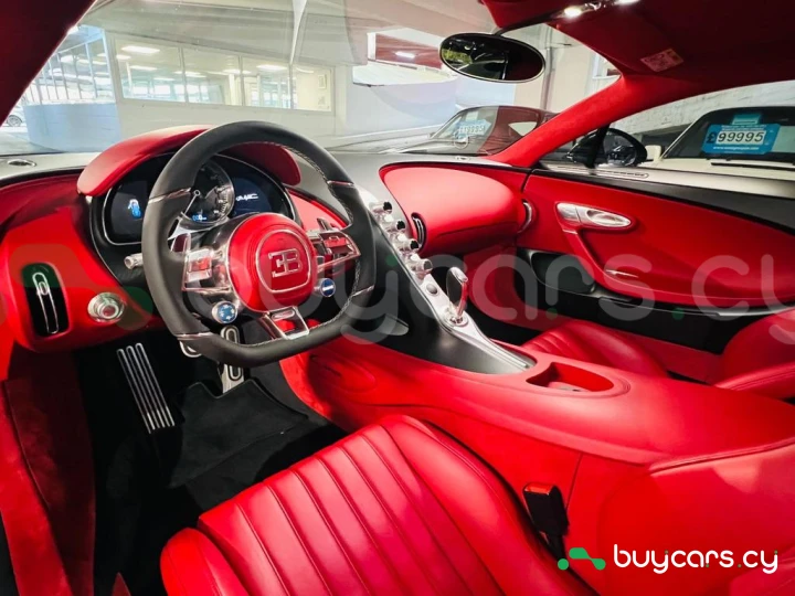 Bugatti Chiron Black