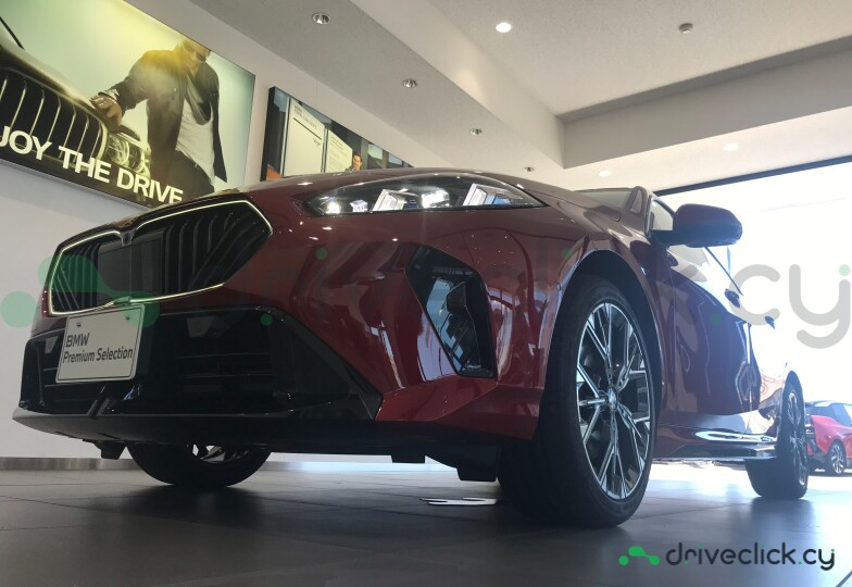 BMW 2 series Red
