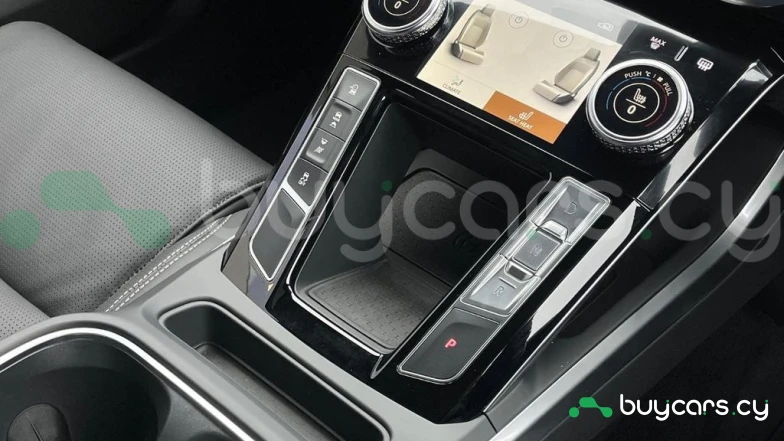 Jaguar I-Pace Белый