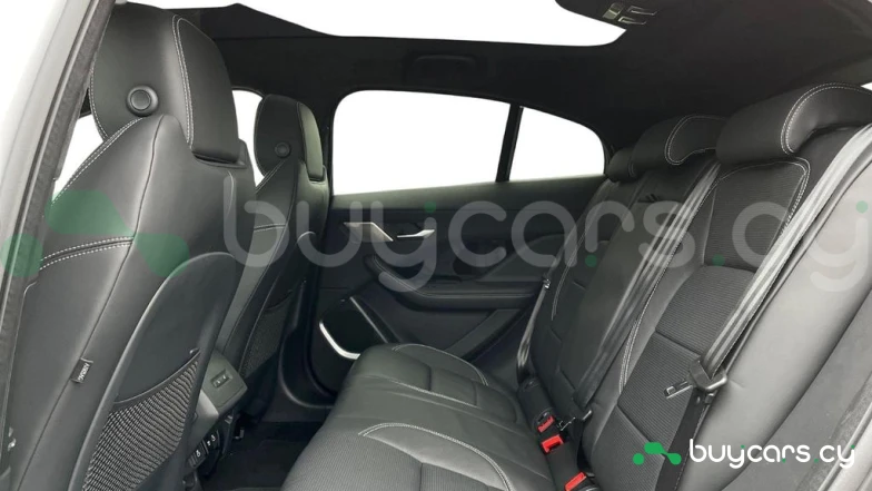 Jaguar I-Pace Белый