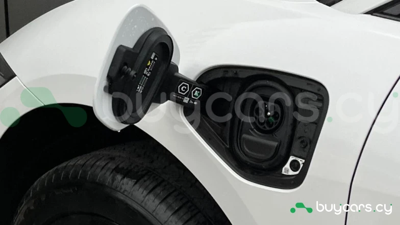 Jaguar I-Pace Белый