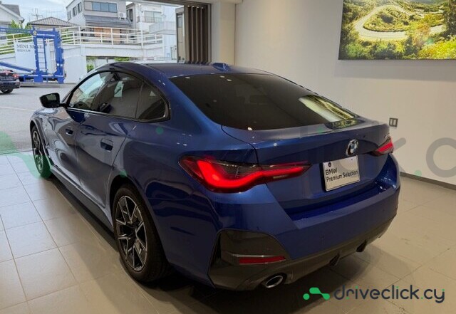 BMW 4 series Blue