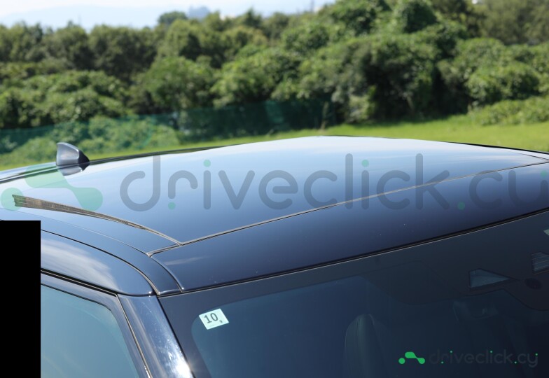 Land Rover Range Rover Velar White