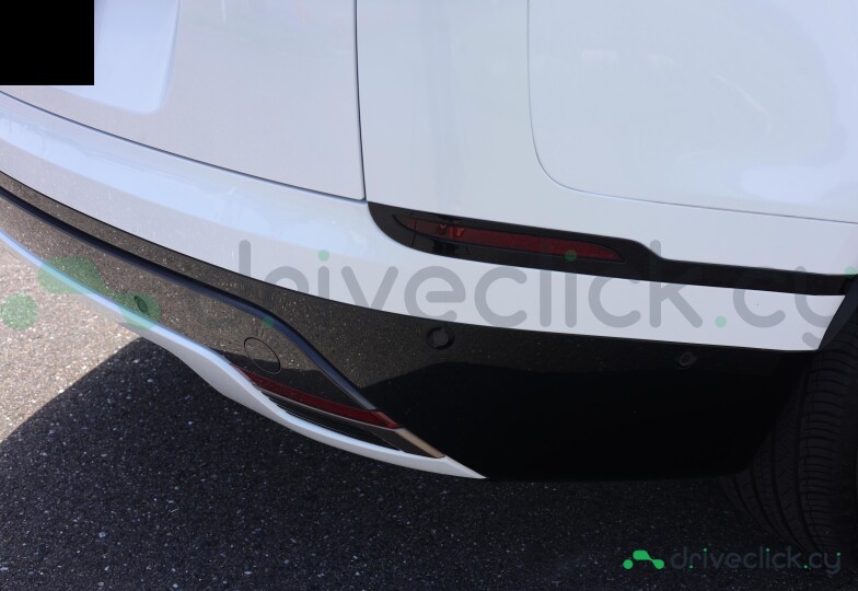 Land Rover Range Rover Velar White