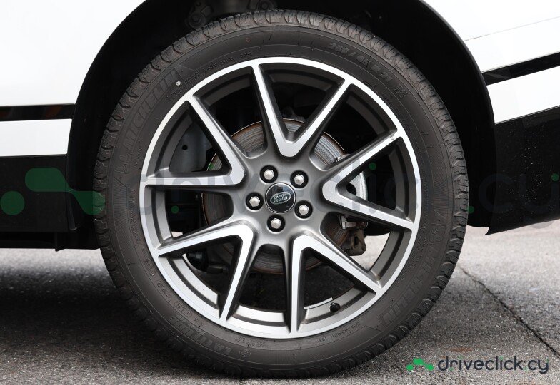 Land Rover Range Rover Velar White