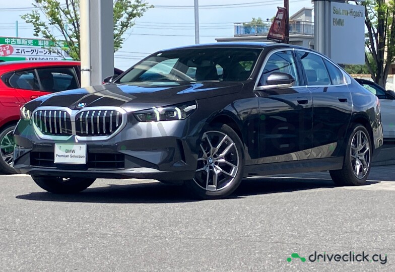 BMW 5 series Grey