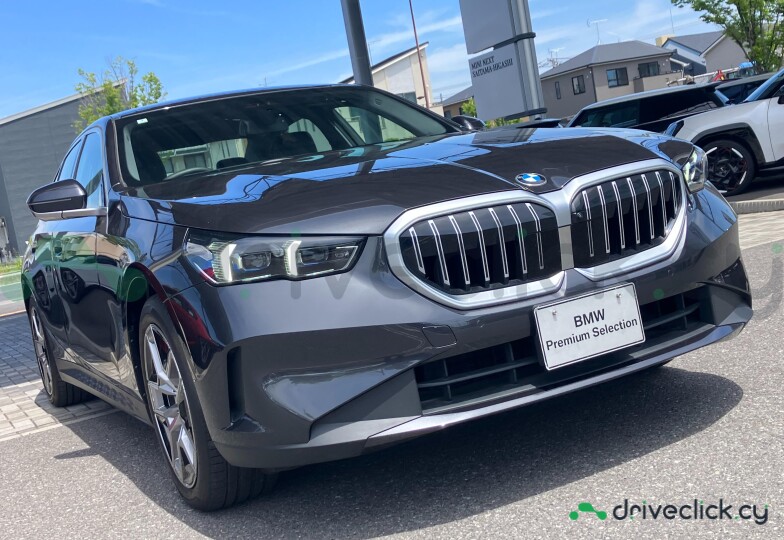 BMW 5 series Grey