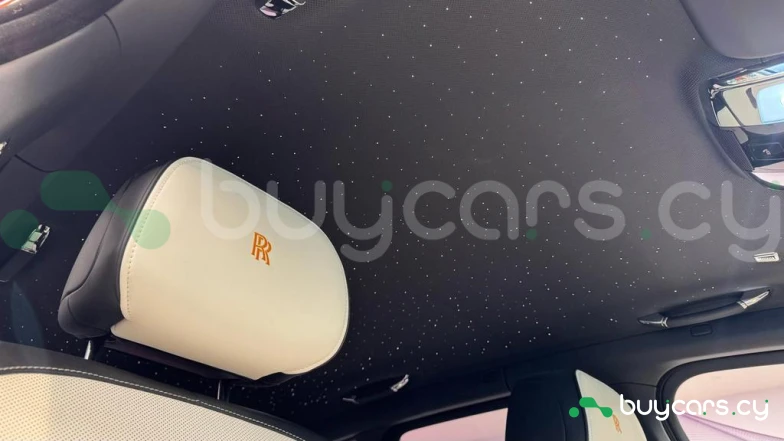 Rolls-Royce Cullinan Orange