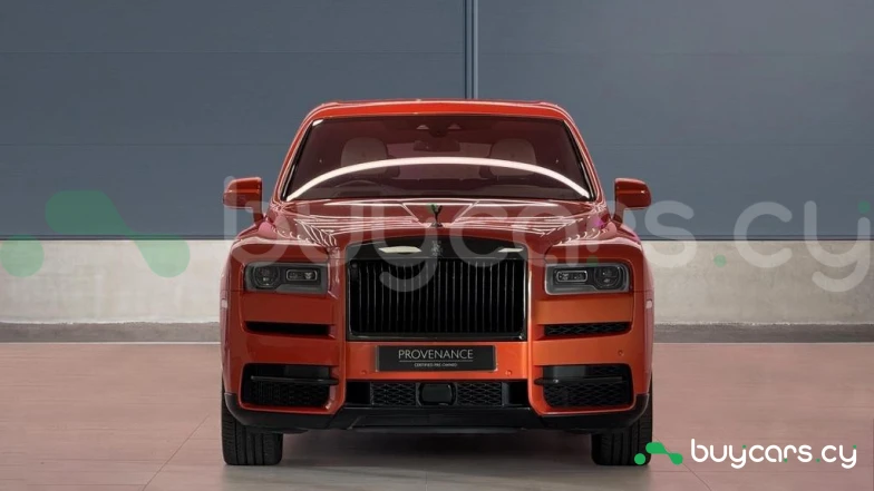 Rolls-Royce Cullinan Orange