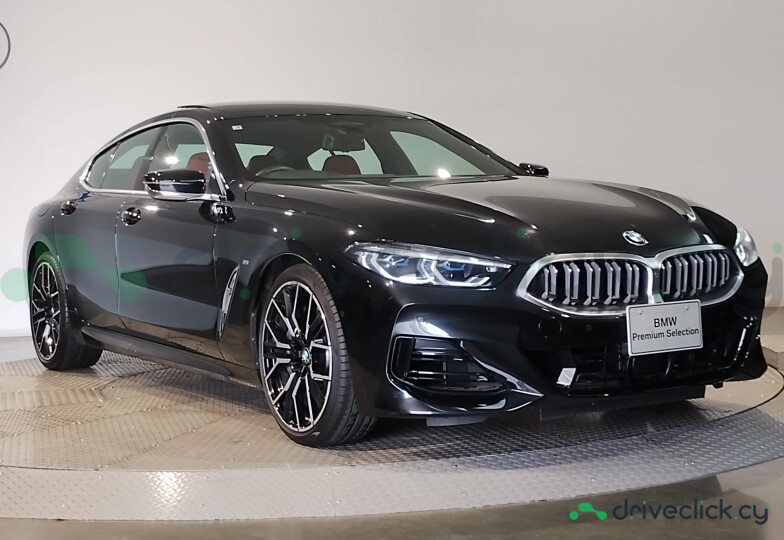 BMW 8 series Black