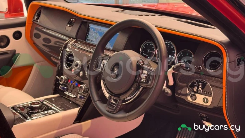 Rolls-Royce Cullinan Orange