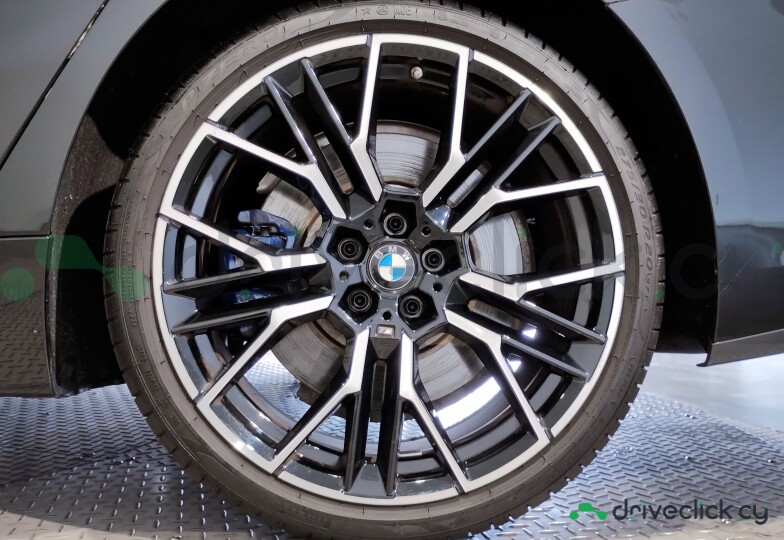 BMW 8 series Black