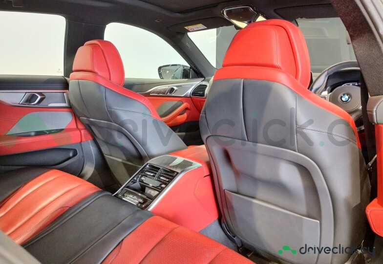 BMW 8 series Black