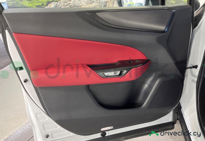 Lexus NX White