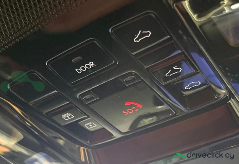 Lexus NX Черный