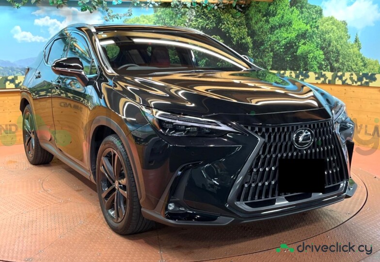 Lexus NX Черный