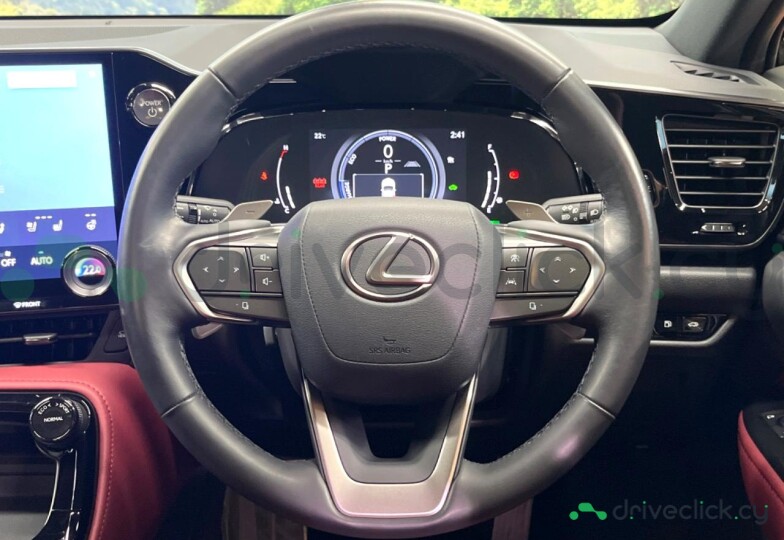 Lexus NX Черный