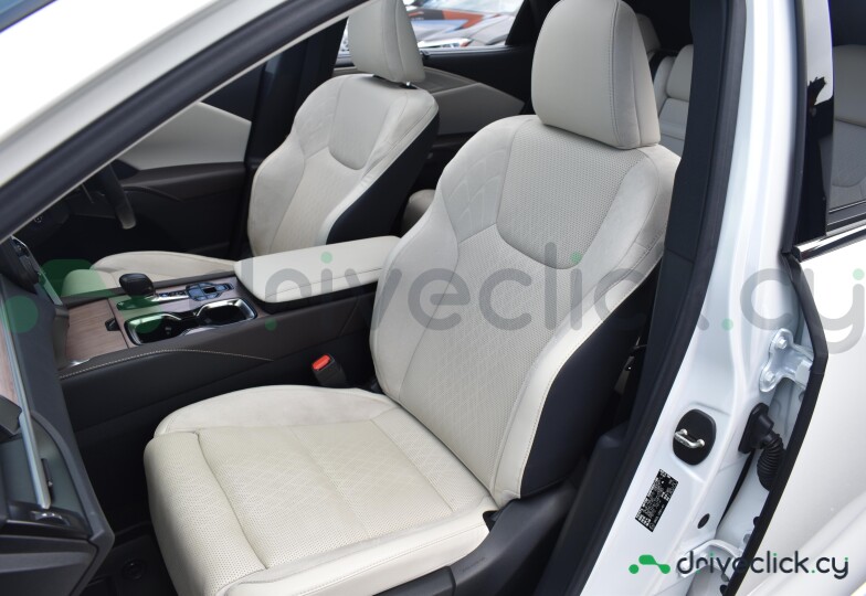 Lexus RX White
