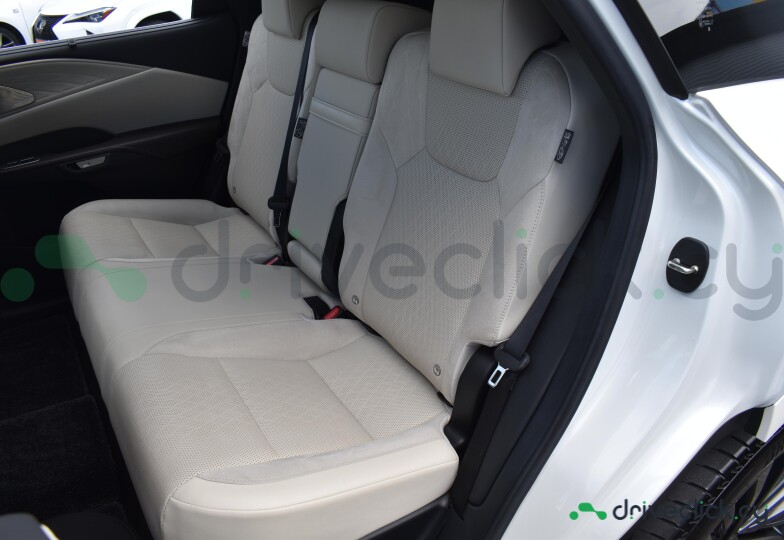 Lexus RX White