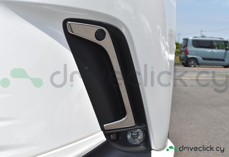 Lexus RX White
