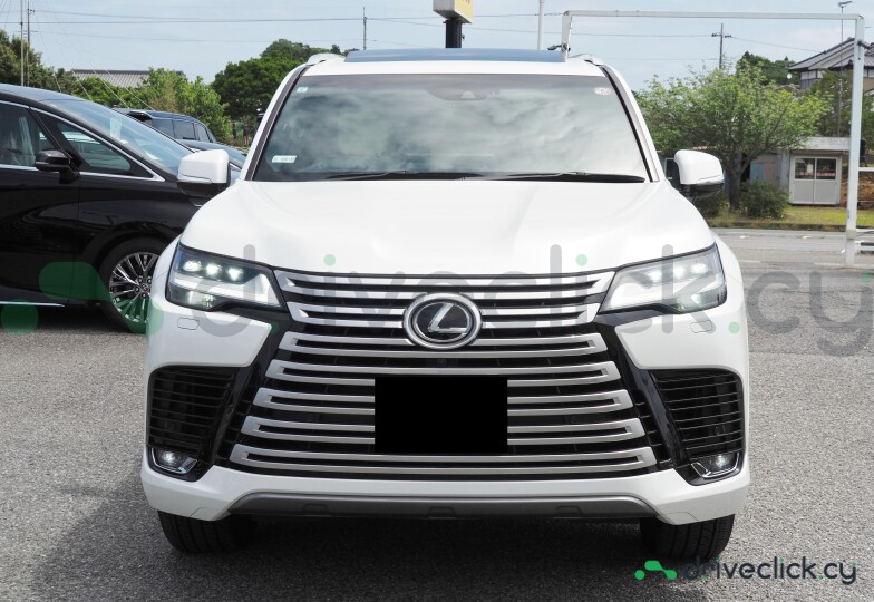 Lexus LX Белый