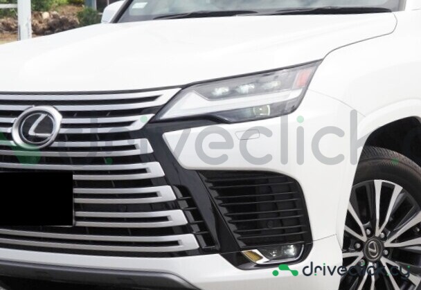 Lexus LX Белый