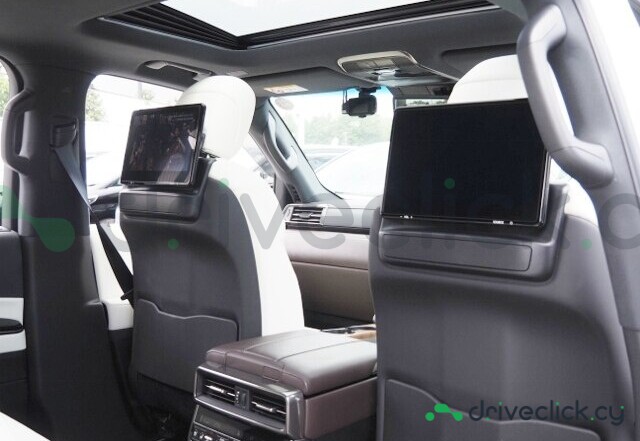 Lexus LX Белый