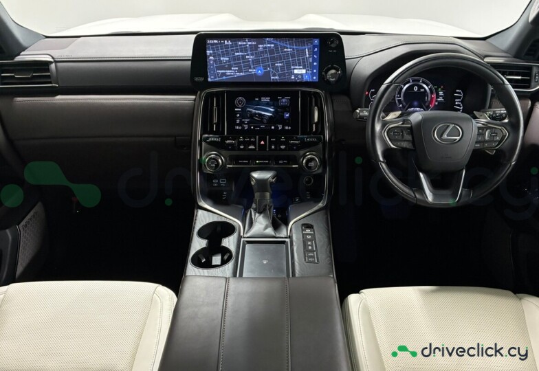 Lexus LX Белый
