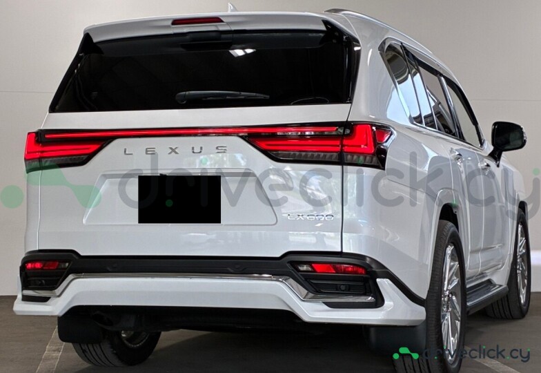 Lexus LX Белый