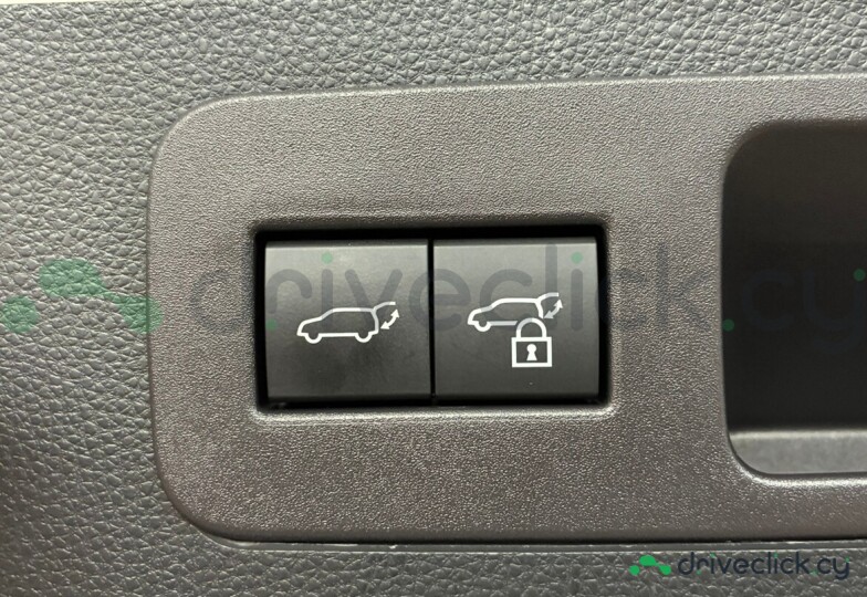 Lexus LX Белый