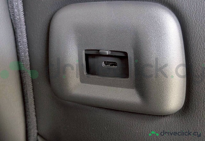 Nissan Serena Black