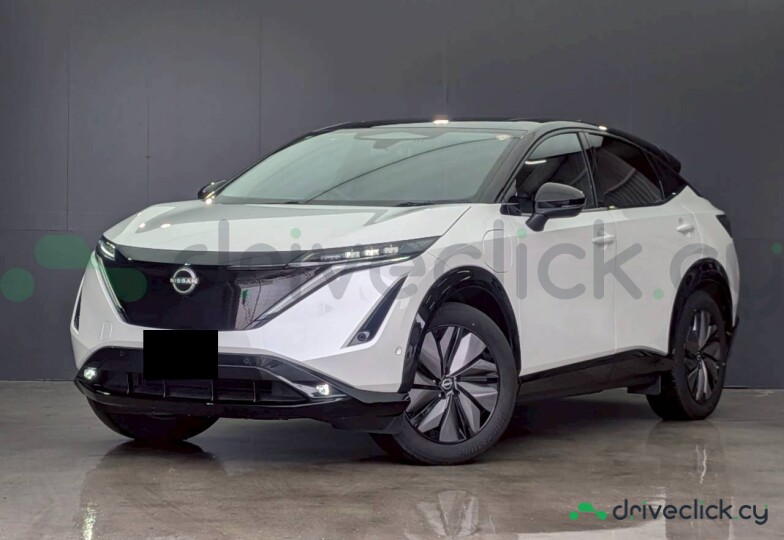 Nissan Ariya White