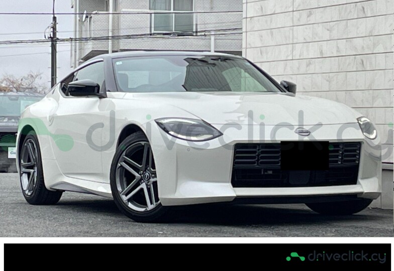 Nissan Fairlady Z White