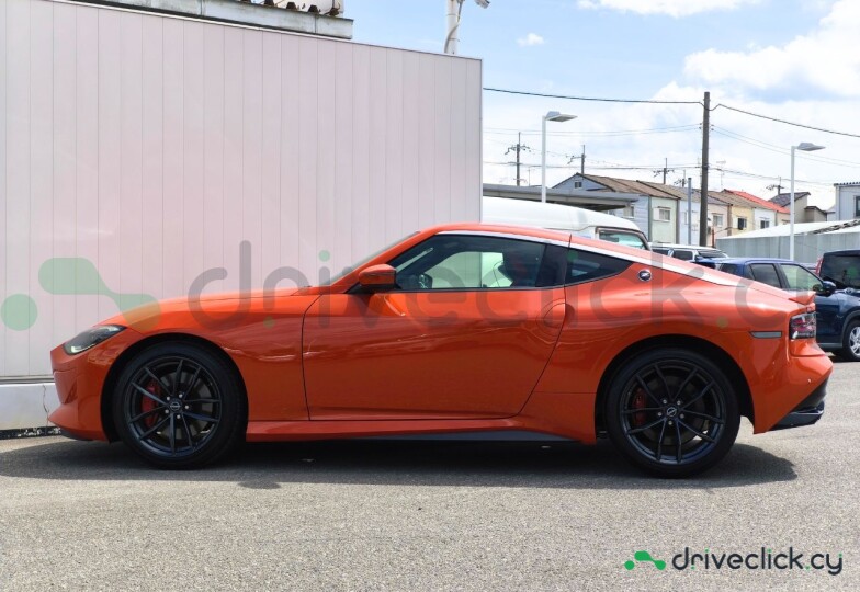 Nissan Fairlady Z Orange