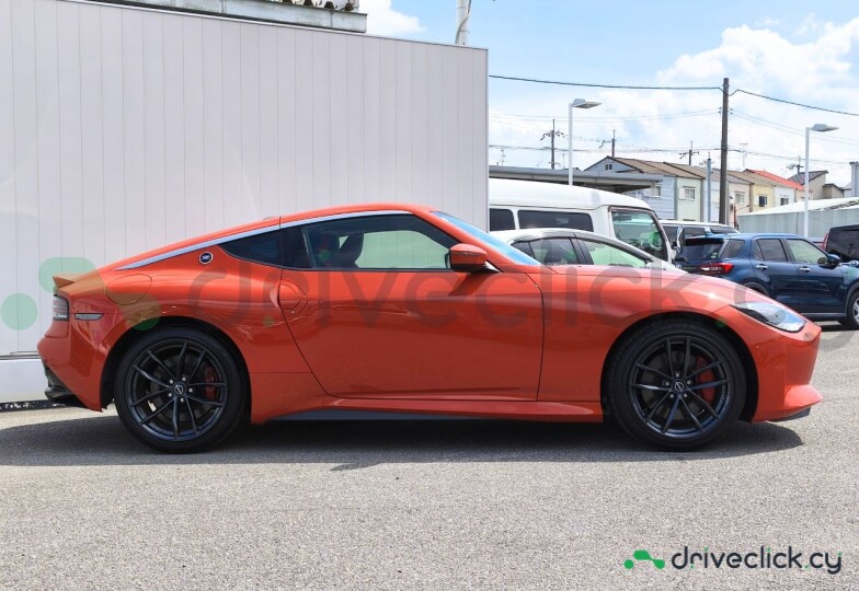 Nissan Fairlady Z Orange
