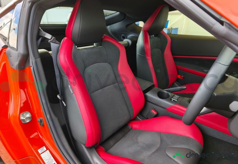 Nissan Fairlady Z Orange